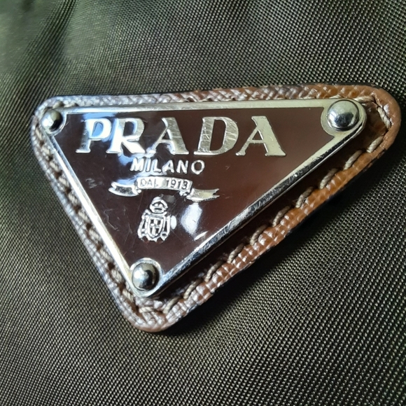 PRADA Vela Saffiano Leather Tessuto Tote Zip Green Enamel Triangle Logo Tan Bag - Picture 10 of 16